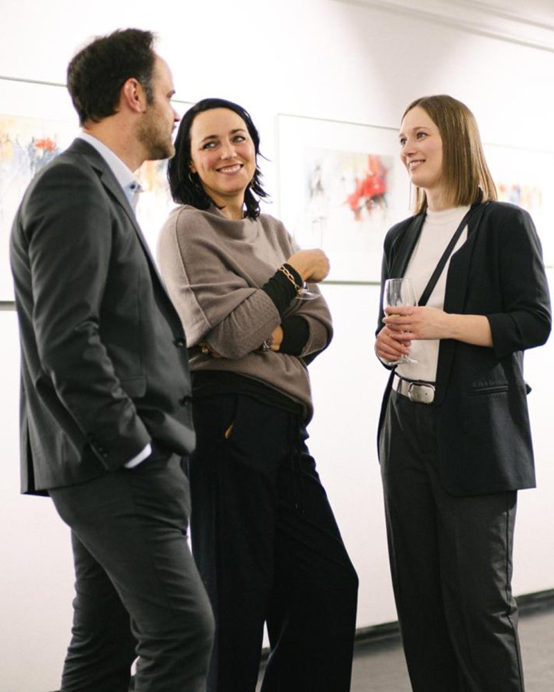 Zusammenstehen Marina Michi Daniela